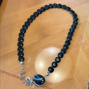 Classic Black and Silver Necklace with Elegant Design